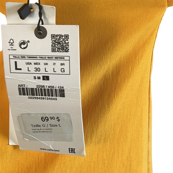Zara dress,NWT,
Yellow floral bow ,3D, side sleeves,asymmetrical bright yellow - Picture 9 of 16